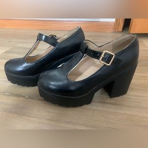 Lolita goth cosplay t strap Mary Janes size 6.5 black